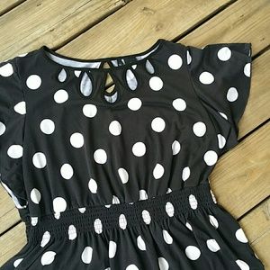 💜Polka dot cutouts peplum top